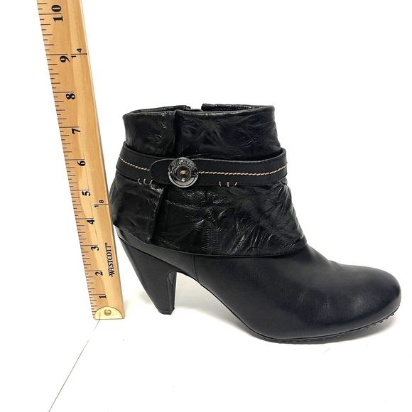 Blondo Womens Black Ankle Boot Size 9.5 M Waterproof AquaProtect Leather Bootie - Picture 10 of 11